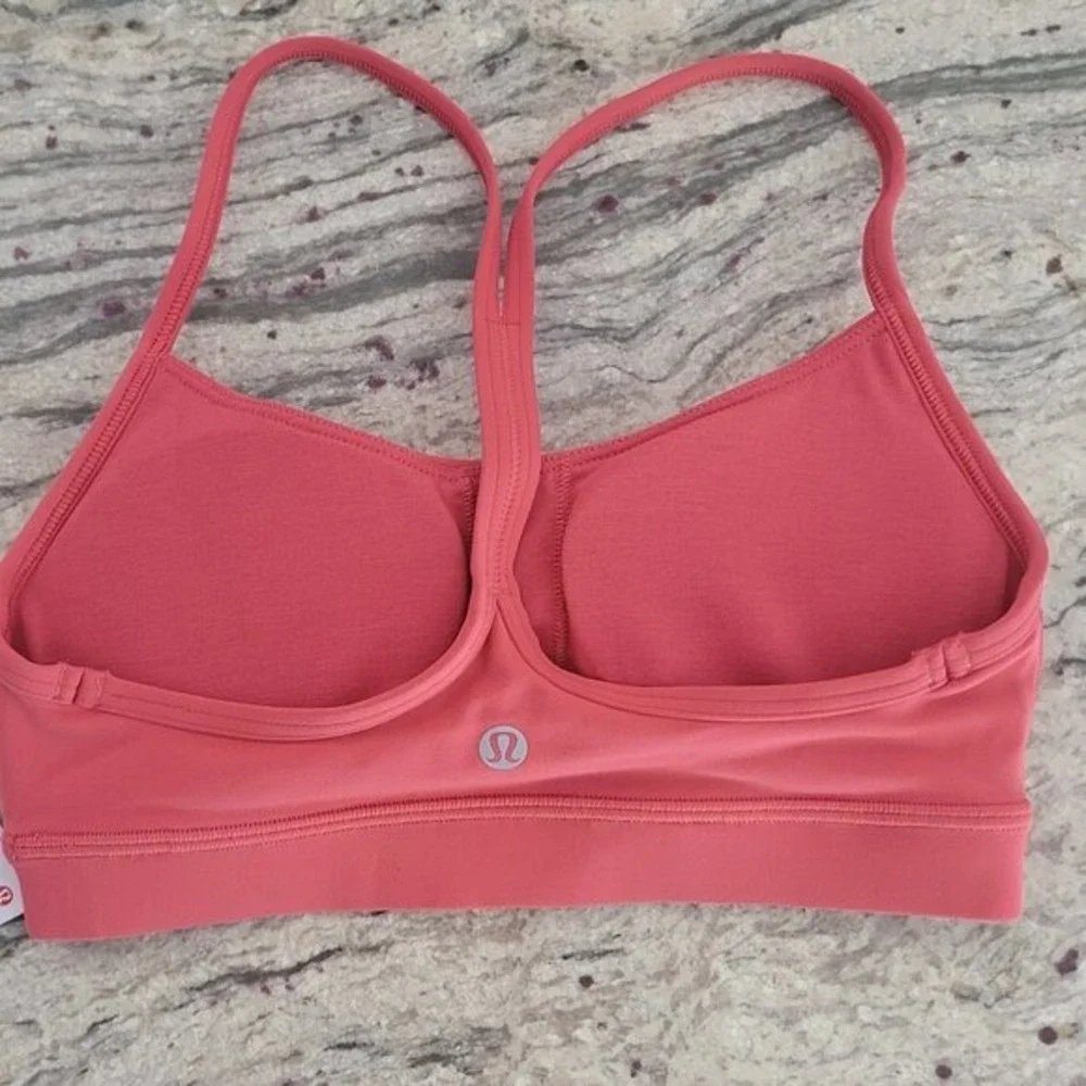 Lululemon Flow Y Bra Nulu Pink Coral Yoga Sports‎ Bra Size 2 Light Support